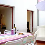 Daire Guestready - Cosy Flat By Botanical Garden