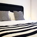 Guestready - Cosy Flat By Botanical Garden * Lisboa